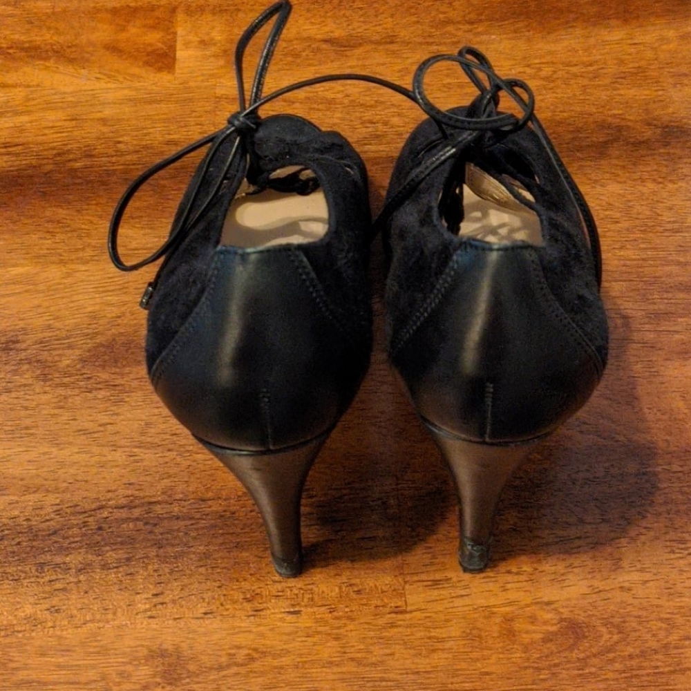 Talbots stiletto heels - Picture 2 of 7